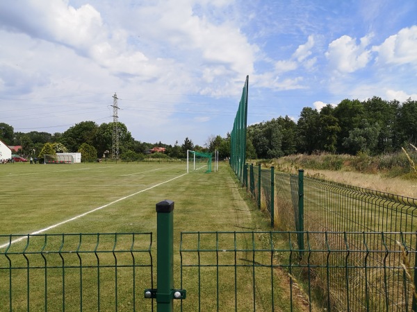 Boisko Pęcz - Pecz