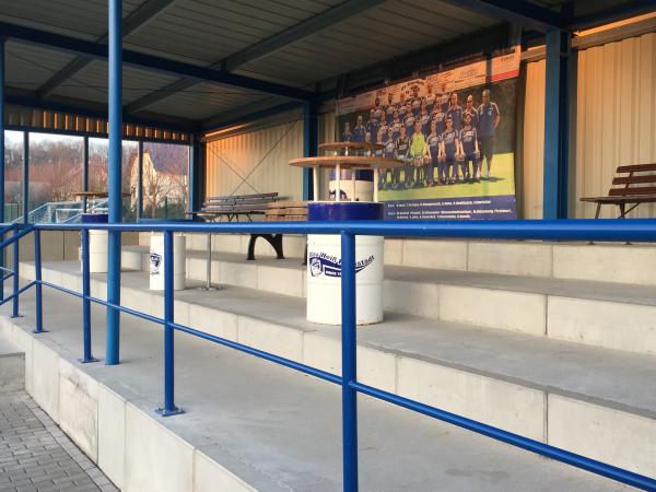 Sportplatz Unterm Weinberg - Farnstädt-Oberfarnstädt