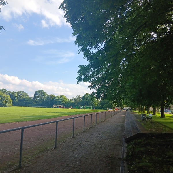 Bezirkssportanlage am Stadtwald - Neuss