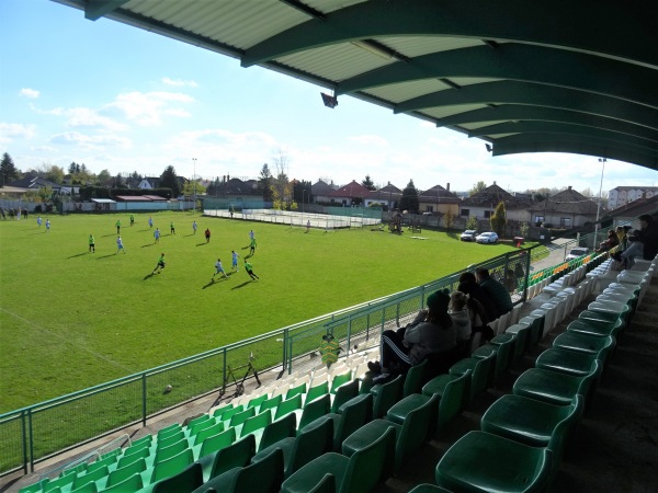 Futbalový štadión SC Veľké Dvorníky - Veľké Dvorníky