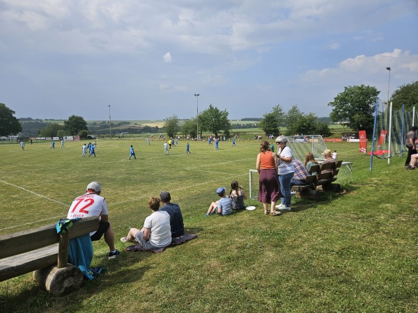 Sportplatz Mengerschied - Mengerschied