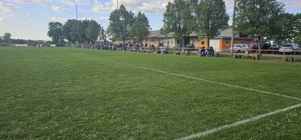 Sportanlage Am Unteren Griesweg Platz 2 - Lustadt-Auf der Büsche