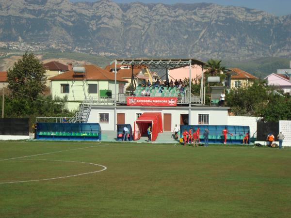 Stadiumi Redi Maloku - Fushë-Krujë