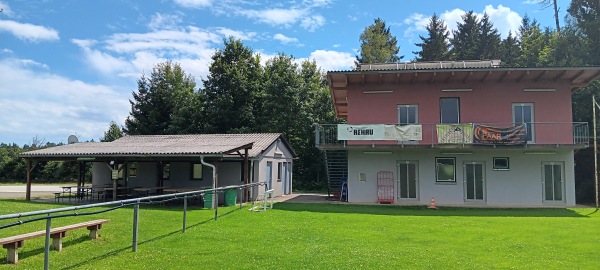 Sportplatz Ehrenschachen - Friedberg