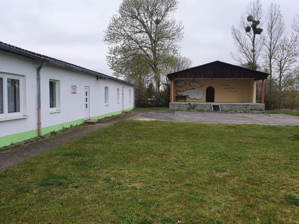 Sportplatz am Schmiedesee - Nadrensee