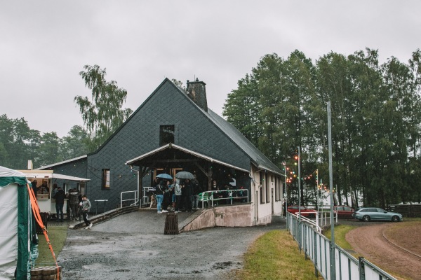 Sportplatz an der Turnhalle - Pockau-Lengefeld-Lippersdorf