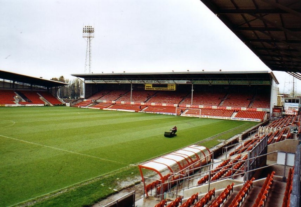 Y Cae Ras - Wrexham-Rhos-Ddu, Wrexham