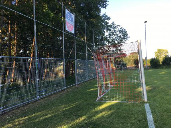 Sportplatz an der alten Schule - Meddewade