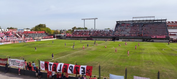 Estadio Pablo Comelli - Remedios de Escalada, BA
