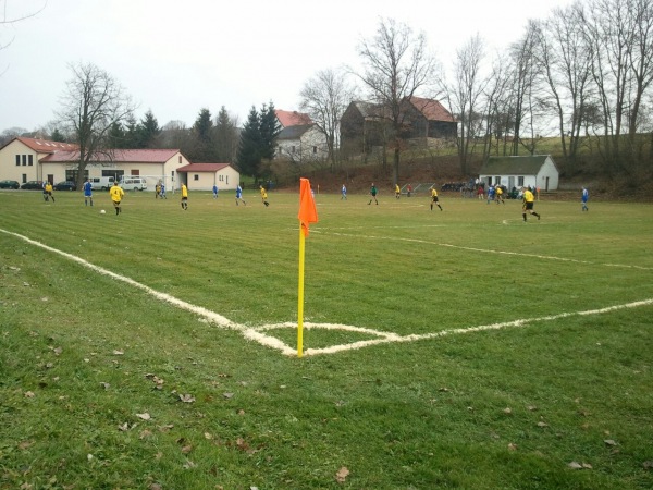 Sportplatz am Bürgerhaus - Großschirma-Reichenbach