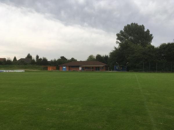 Sportplatz Dieter von Borstel - Dobersdorf-Tökendorf