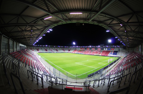 Leuna-Chemie-Stadion - Halle/Saale-Gesundbrunnen