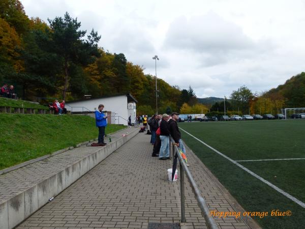 Sportplatz am Badeweiher - Dillenburg-Niederscheld
