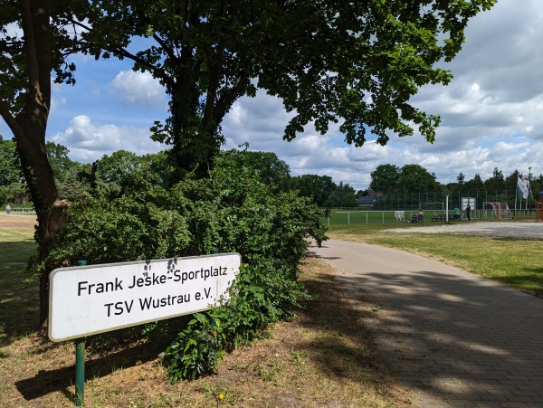 Frank-Jeske-Sportplatz - Fehrbellin-Wustrau-Altfriesack