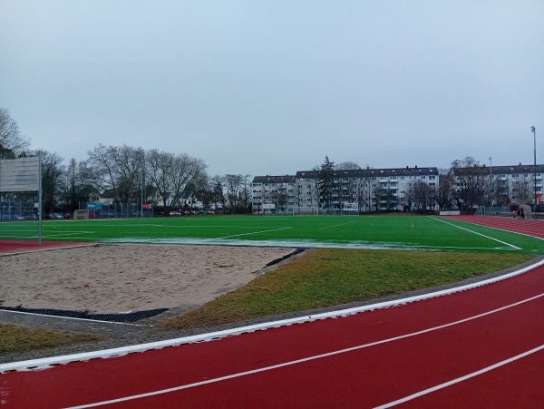 Bezirkssportanlage Schillstraße - Mainz-Oberstadt