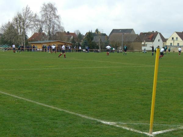 Sportplatz Feldstraße - Muldestausee-Pouch