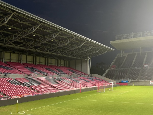 Yodoko Sakura Stadium - Ōsaka