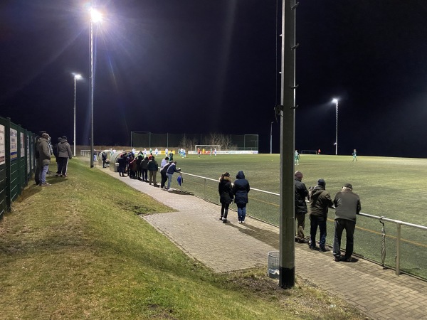 Sportzentrum Peter Müller Platz 2 - Seegebiet Mansfelder Land-Amsdorf
