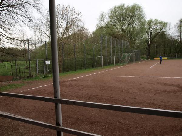 Sportplatz Düssel - Wülfrath-Düssel