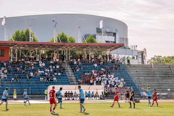 Atletický stadion Karlovy Vary - Karlovy Vary-Tuhnice