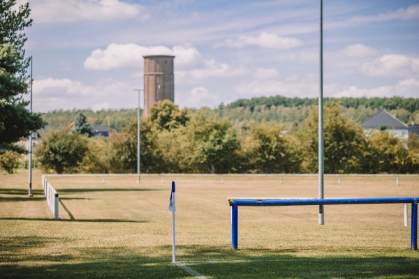 Glück-Auf-Sportstätte - Neukieritzsch-Deutzen