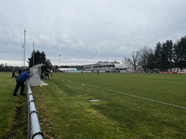 Sportpark Valznerweiher Platz 5 - Nürnberg-Zerzabelshof