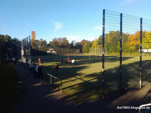Sportanlage Fürfelder Straße Platz 2 - Stuttgart-Rot