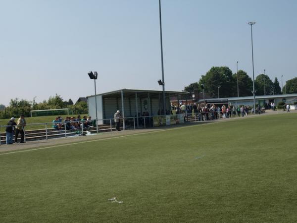 Bezirkssportanlage Nievenheim Platz 2 - Dormagen-Nievenheim