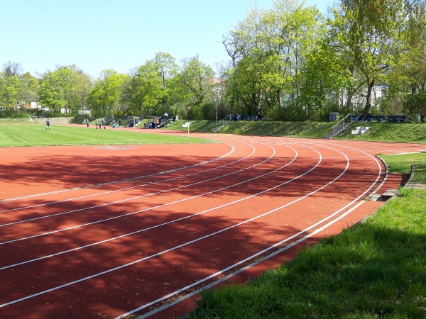 Hubertus-Sportplatz - Berlin-Grunewald