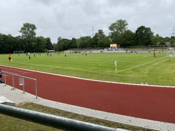 Stadion Sander Tannen - Hamburg-Bergedorf