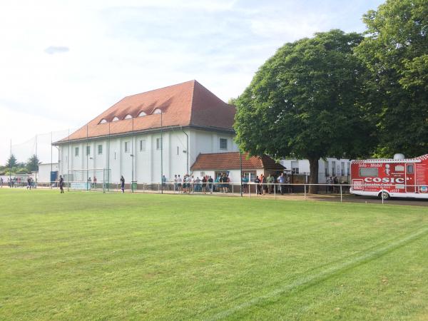 Stadion der Einheit - Edgar-Stein-Spielfeld - Staßfurt