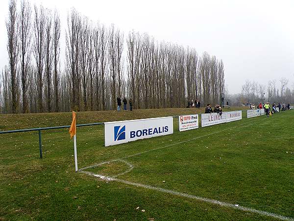 Sportplatz Mannswörth - Mannswörth