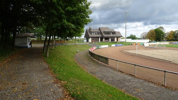 Stadion an der Theodor-Heuss-Schule - Wirges