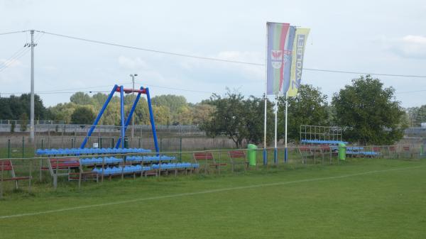 Boisko w Deszczno - Deszczno
