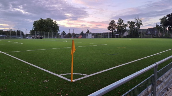Sportplatz Glück-Auf-Straße - Grevenbroich-Neurath