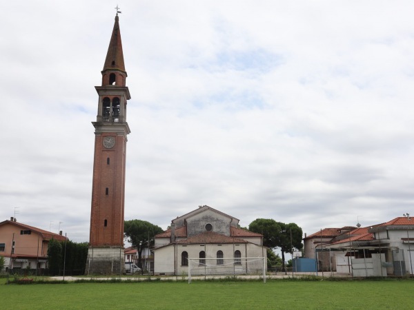 Campo Sportivo Parrocchiale - Croce