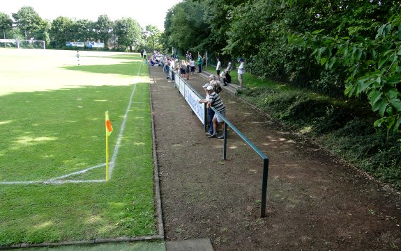 Bezirkssportanlage Stadionstraße - Jüchen