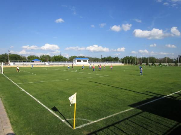 Stadionul Dinamo-Auto - Tîrnauca