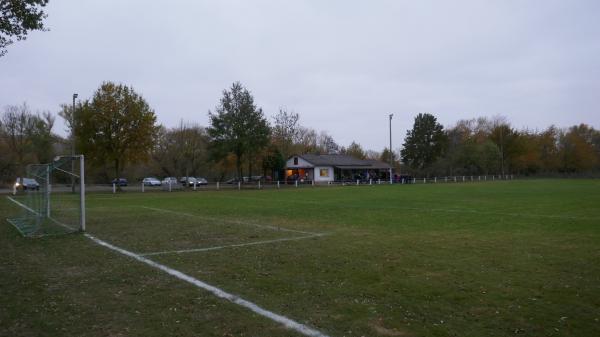 Sportplatz am Ederfeld - Felsberg-Lohre