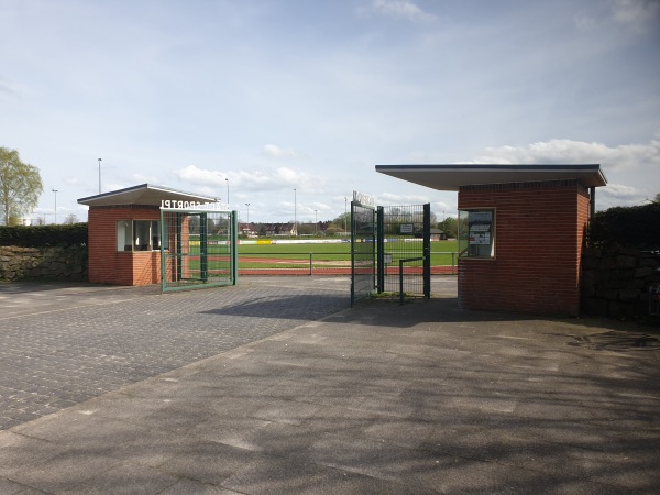 Städtischer Sportplatz Nobiskrug - Rendsburg