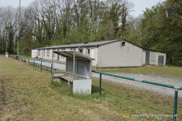 Sportplatz Rohdenhaus - Wülfrath-Rohdenhaus