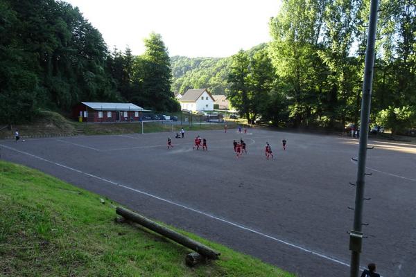 Sportplatz Rheinstraße - Remagen-Unkelbach
