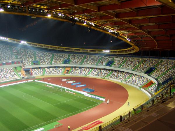 Estádio Dr. Magalhães Pessoa - Leiria