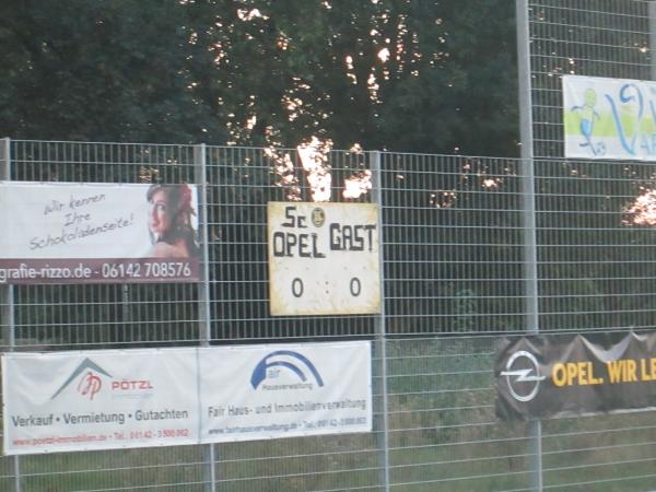 Stadion Sommerdamm Nebenplatz 1 - Rüsselsheim/Main