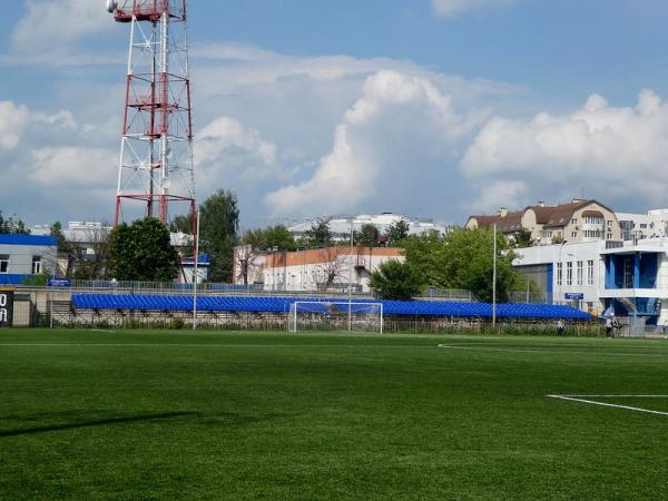 Stadion Shinnik zapasnoe pole - Yaroslavl'