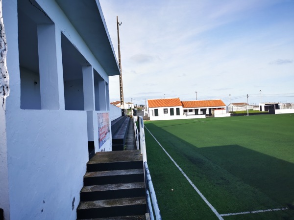 Campo de Futebol Vila Nova - Vila Nova, Ilha Terceira, Açores
