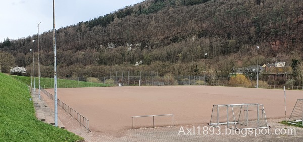 Kurt-Schieck-Stadion Nebenplatz - Neckargemünd
