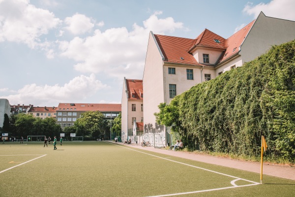 Tesch-Sportplatz - Berlin-Prenzlauer Berg