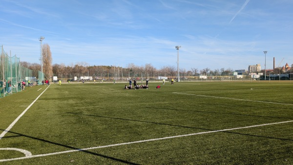 Fehér Úti Sporttelep műfüves pálya - Budapest