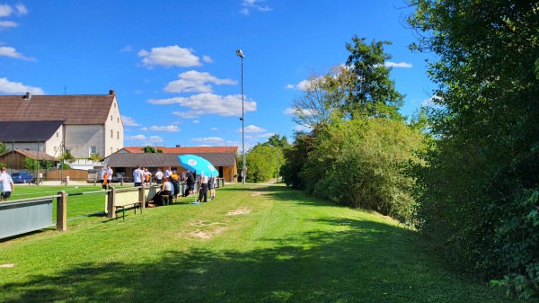 Sportplatz am Schloß - Emskirchen-Brunn